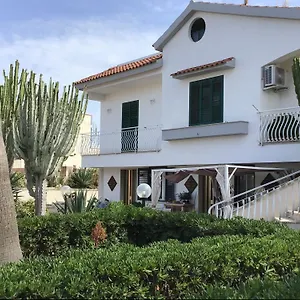 bb-villa-tania.sicilyhotelsitaly.net/